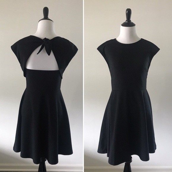 GAP Dresses & Skirts - Gap Black and White Micro Polka Dot Tie Back Cap Sleeve Fit and Flare Dress - 4